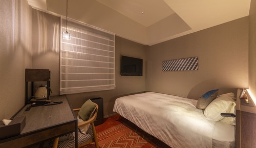 Standard Double Room (w/Shower)