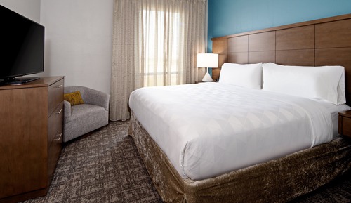 Suite, 2 Bedrooms, Kitchen