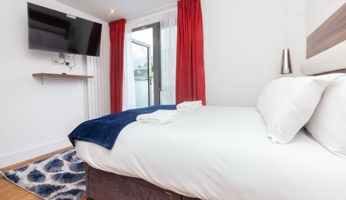 Deluxe Studio, Balcony