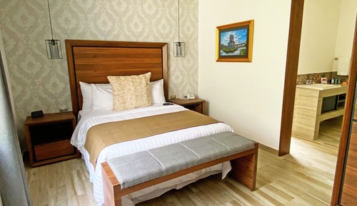 Deluxe Room (Suite Roma)