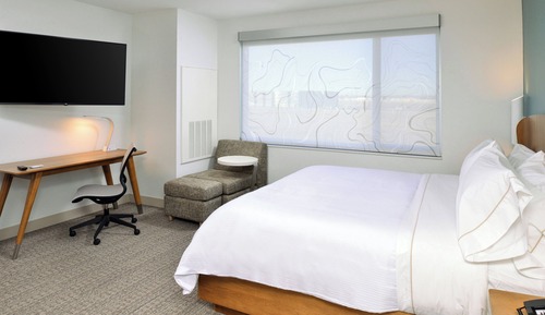 Standard Room, 1 King Bed (Mobility/Hearing Access, Transf Shwr)
