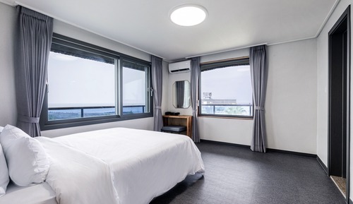 Aewol - Condo type: Deluxe Family Suite, Ocean View