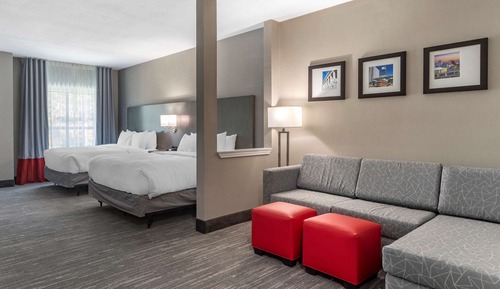 Suite, 2 Queen Beds, Accessible, Non Smoking