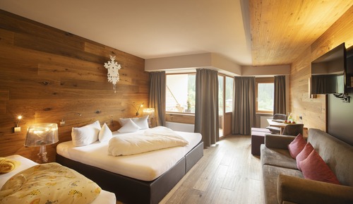 Family Room, Balcony