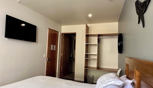 Elite Room, 1 Queen Bed