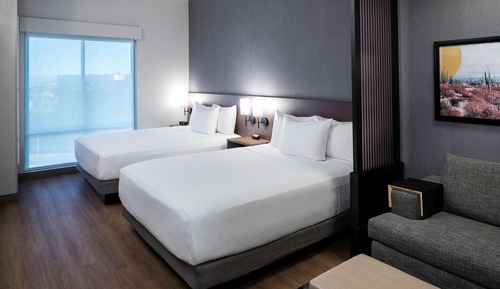Room (2 Queen Beds with Sofabed, High Floor)