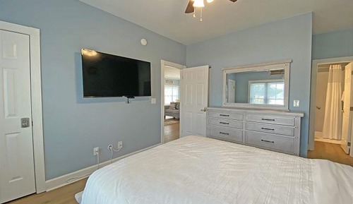 Condo, 2 Bedrooms