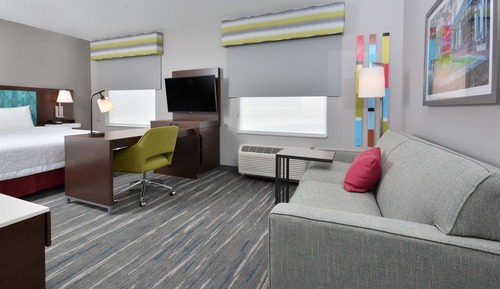 Suite, 1 King Bed, Accessible, Refrigerator & Microwave (Hearing)
