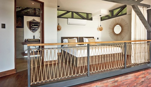 VILLA IVY