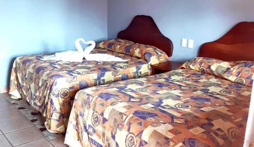Double Room, 2 Double Beds