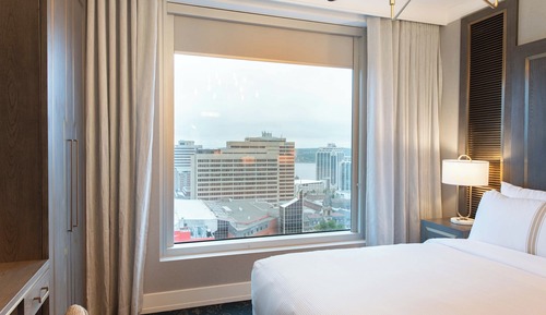 Standard Room, 1 King Bed