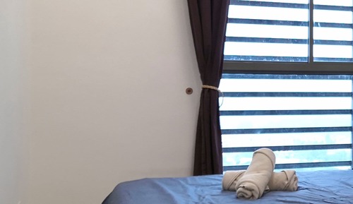 Double Room (A2302)