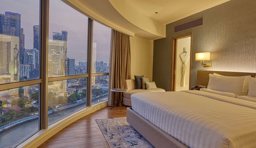 Premier Suite, 1 King Bed, Bathtub