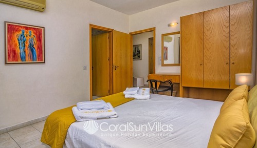 Villa, 5 Bedrooms, Smoking, Private Pool