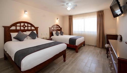 Standard Room, 2 Double Beds