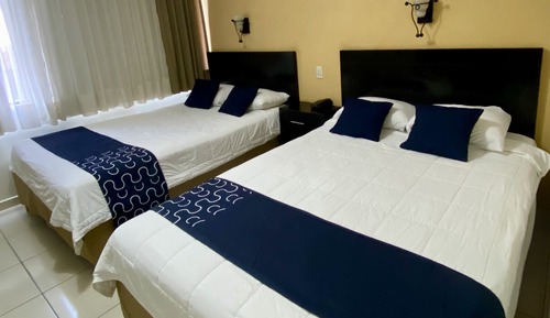 Standard Room, 2 Double Beds