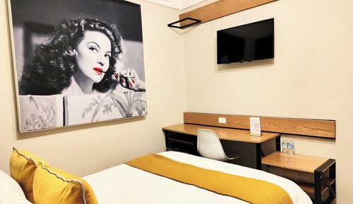 Standard Room, 1 Double Bed, Private Bathroom