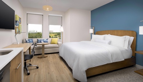 Studio, 1 King Bed