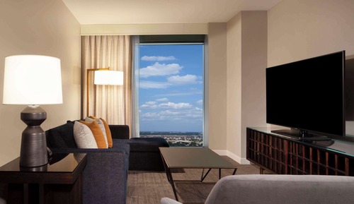 Suite (Regency)