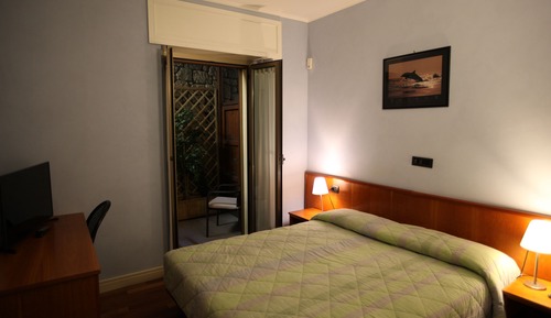 Classic Quadruple Room, 2 Bedrooms, Accessible, Non Smoking
