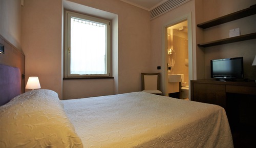 Classic Single Room