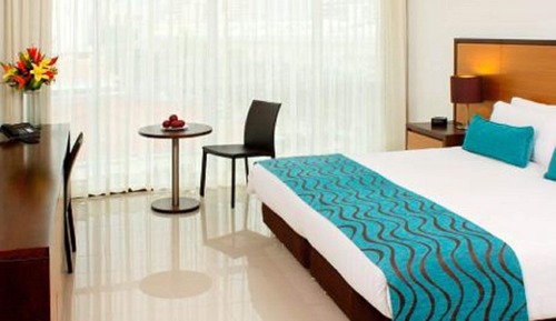 Standard Room, 1 King Bed (Standard Queen Bed)
