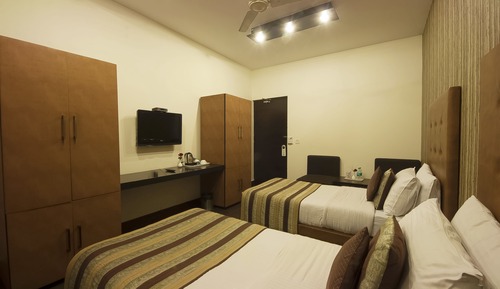 Deluxe Double or Twin Room