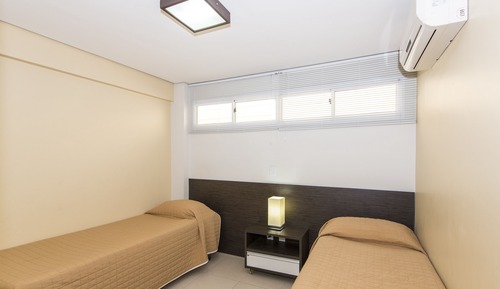 Luxury Suite (Super)