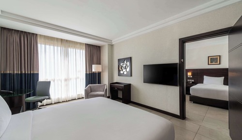 Family Room, 1 King Bed, Connecting Rooms