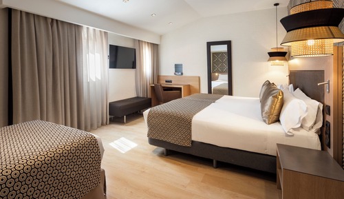 Triple Room