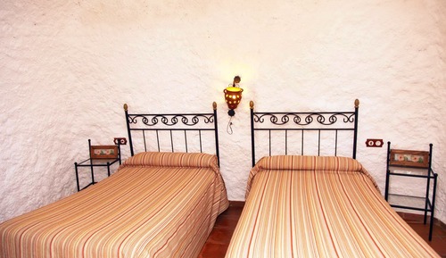 Duplex, 2 Bedrooms