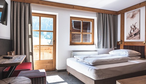 Superior Single Room, Balcony, Mountain View
