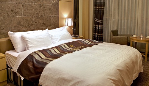 Junior Suite, Partial Ocean View