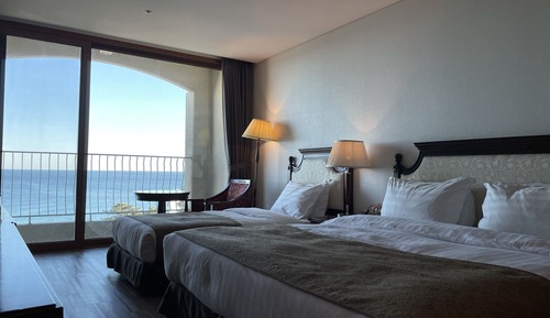Deluxe Room, Ocean View (1Double+1Single)