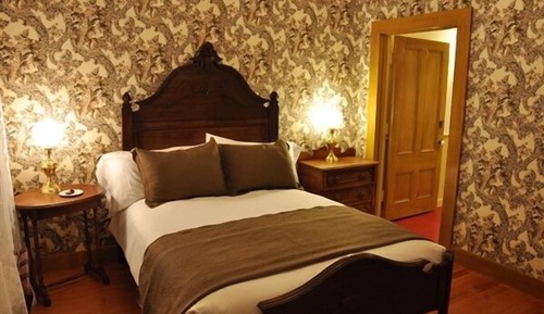 Room, 1 Queen Bed, Balcony, Park View (Josefa Bandini)