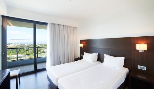 Classic Suite, Land View (4 Adults)