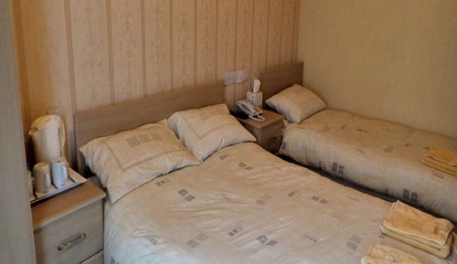 Family Room, Ensuite