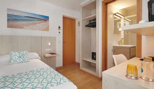 Basic Single Room, Private Bathroom
