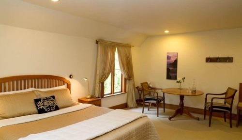 Luxury suite