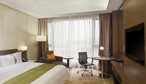Standard Room, 1 King Bed, Accessible