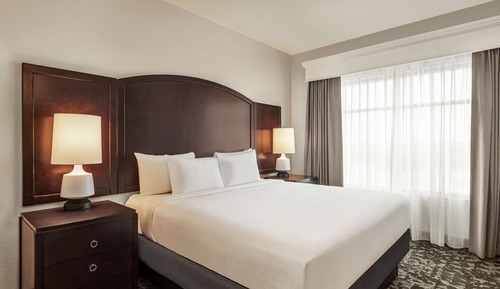 Premium Suite, 1 King Bed with Sofa bed, Non Smoking