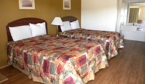 Standard Room, 2 Queen Bed, Smoking