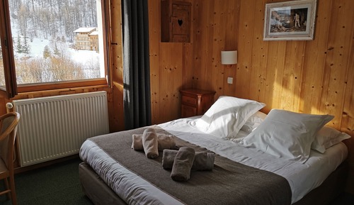 Double Room, Bathtub