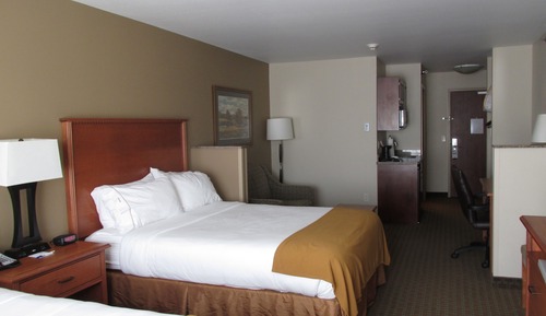 Suite, Multiple Beds
