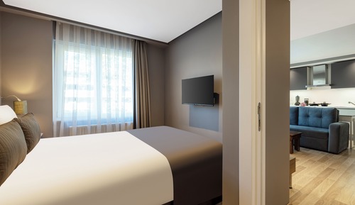 Standard Suite