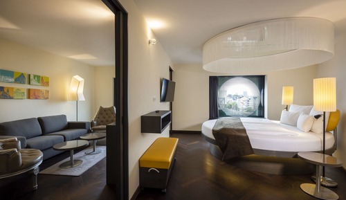 Suite