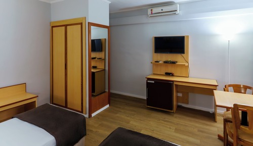 Deluxe Studio, 2 Twin Beds