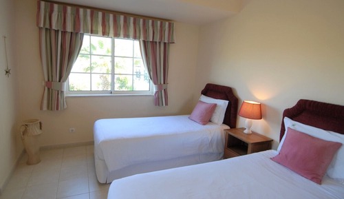 Apartment, 3 Bedrooms, Sea View