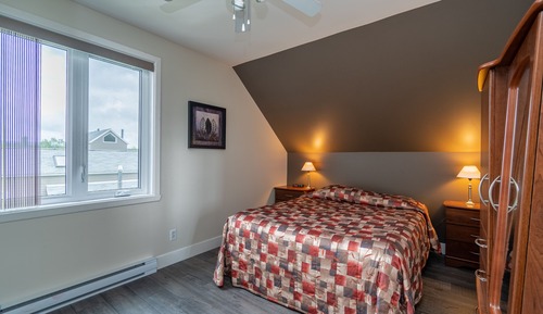 Condo, 2 Bedrooms, Kitchen