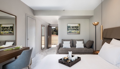 Deluxe Double Room, Garden View